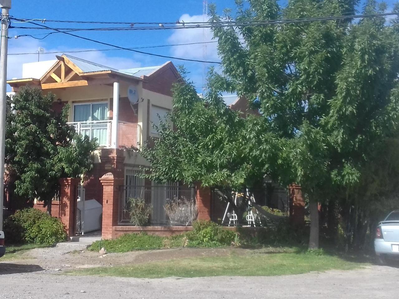 Casa De Franchesca Hostel Trelew Extérieur photo